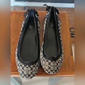 Coach Signature Logo Ballet Flats in Black & Cream
